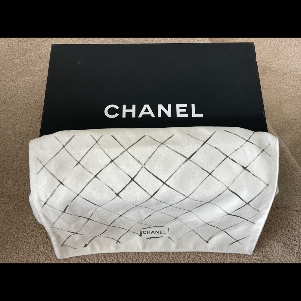 *NOT FOR SALE* CHANEL 2.55 black aged calfskin double flap bag 227 Excelllent! - Picture 9 of 11